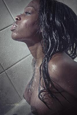 画像のタグ: Black, Boobs