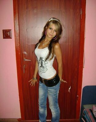 画像のタグ: Blonde, Safe for work