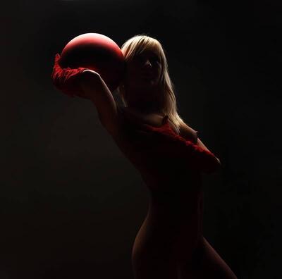 画像のタグ: Blonde