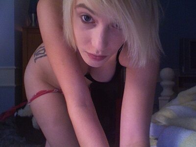 画像のタグ: Blonde