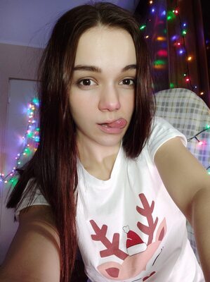 画像のタグ: Brunette, Camgirl, Chaturbate, MeowMeowMay, OnlyFans