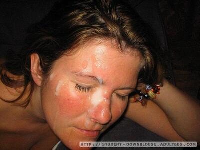 画像のタグ: Brunette, Cumshot, Facial