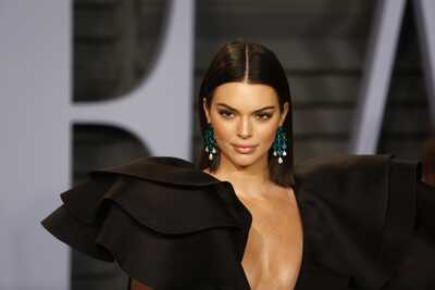 画像のタグ: American, Brunette, Kendall Jenner, Celebrity - Star, Safe for work