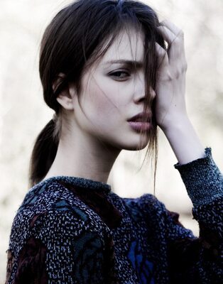 画像のタグ: Brunette, Safe for work