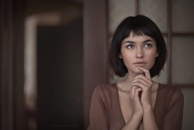 画像のタグ: Brunette, Safe for work