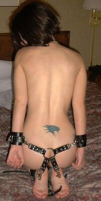 画像のタグ: Brunette