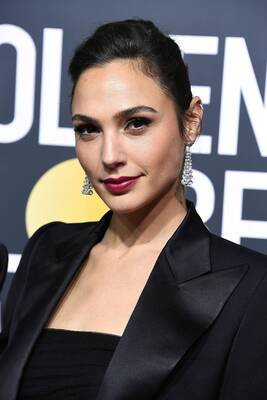 画像のタグ: Gal Gadot, Brunette, Israeli, Celebrity - Star, Safe for work