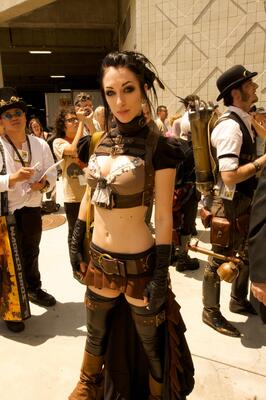 画像のタグ: Skinny, Brunette, Cosplay, Tummy
