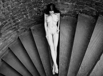 Nude girl picture