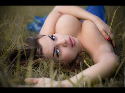 Nude girl picture